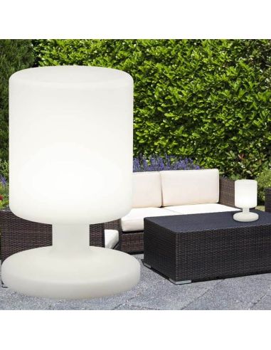 Lampe LED solaire rechargeable Barbade | Lampe en plastique de Trio Lighting | Éclairage LeonLeds