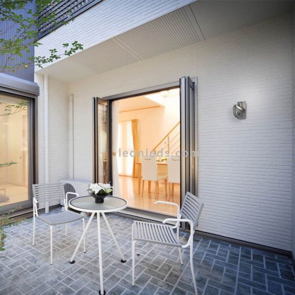 Aplique Exterior orientable gris 2 luces Iguazu de Mantra | LeonLeds