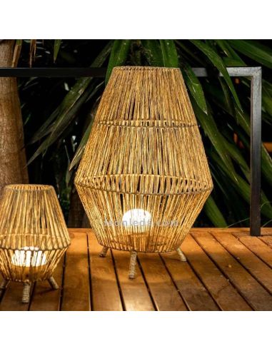 Lámpara de pie de exterior yute SISINE 70 con bateria | LeónLeds Iluminación | lámpara rústica madera