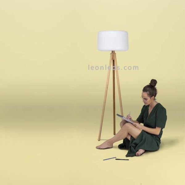 Lampadaire trépied blanc et câble extérieur bois Chloe New Garden | Éclairage LeonLeds