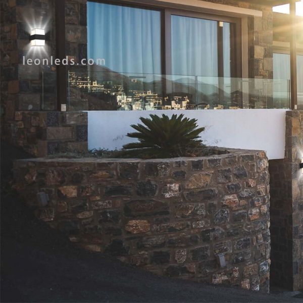Aplique LED cuadrado de exterior moderno Molina | lámpara de muro exterior | LeónLeds Iluminación