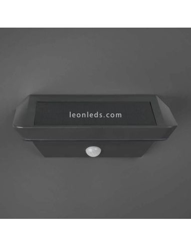 Arandela solar LED para exterior com sensor Mendoza | candeeiro de parede quadrado | Leon Iluminação LED