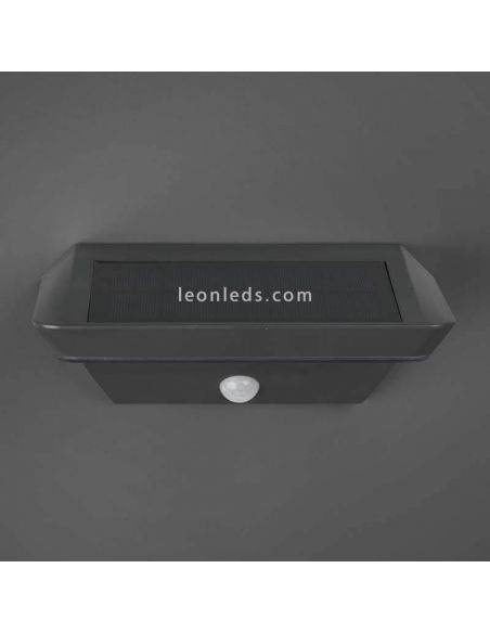 Aplique solar LED para exterior con sensor Mendoza | aplique cuadrado | LeónLeds Iluminación