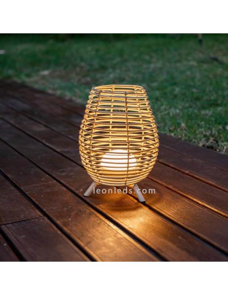 Luminária de pé natural portátil recarregável para exterior Bossa 30 | Leon Iluminação LED