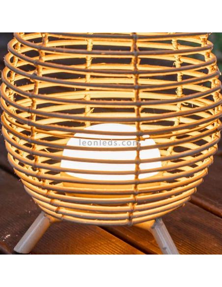 Bossa 30 Luminária de chão natural portátil recarregável regulável | Leon Iluminação LED