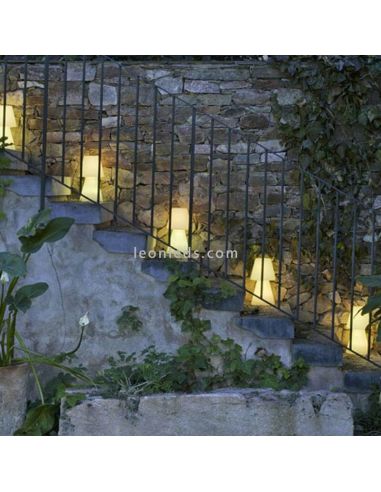 Luminária de mesa Lola 30 LED média com bateria recarregável Multicolor média | Leon Iluminação LED