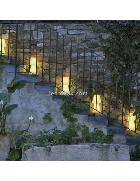 Lampe de table moyenne Lola 30 LED avec batterie rechargeable Medium Multicolore | Éclairage LeonLeds