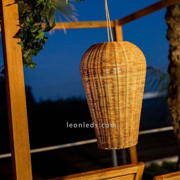 Lámpara colgante color madera portátil sin cables Saona 50 New Garden | LeonLeds Iluminación