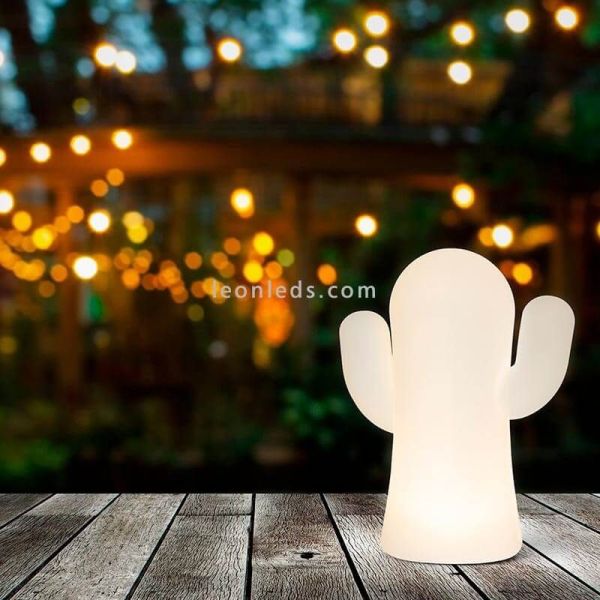 Lámpara de mesa LED Panchito táctil en blanco exterior New Garden | LeonLeds Iluminación