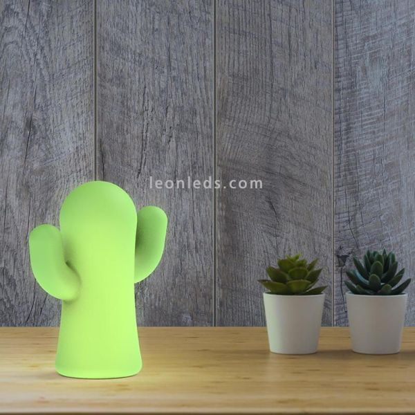 Lámpara de mesa LED Panchito táctil en Lima exterior New Garden | LeonLeds Iluminación