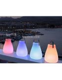 Lámpara de mesa LED RGB exterior portátil solar Kurby foto de ambiente New Garden | LeónLeds Iluminación