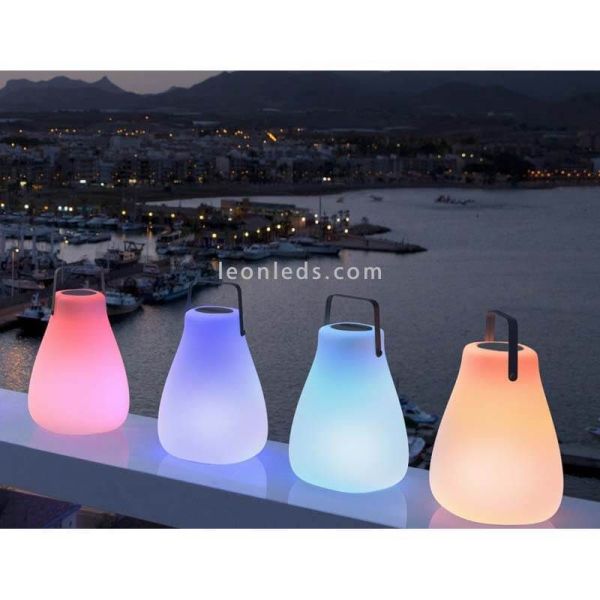Lámpara de mesa LED RGB exterior portátil solar Kurby foto de ambiente New Garden | LeónLeds Iluminación