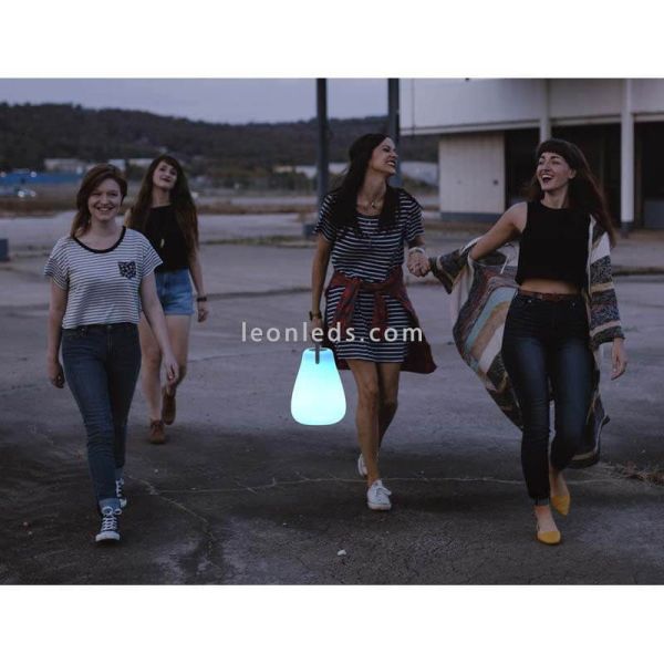 Lámpara de sobremesa LED exterior portátil altavoz conexión dispositivo bluetooh Kurby Play New Garden | LeónLeds Iluminación