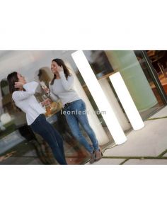 Lampadaire extérieur LED batterie rechargeable 160Cm Fity New Garden | Éclairage LeonLeds 2