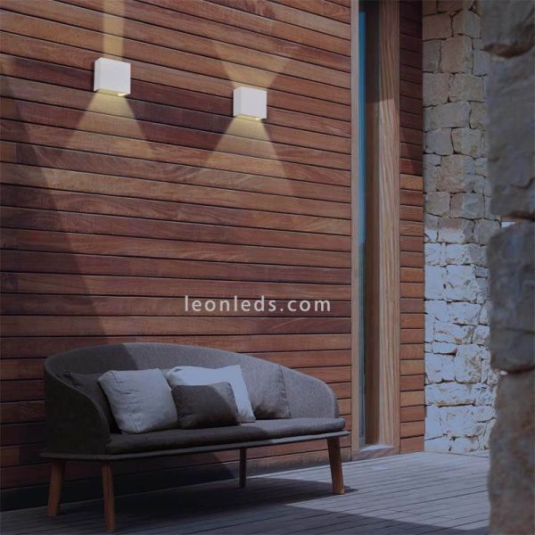 Aplique LED de exterior em alumínio branco para fotografia ambiente Kendo ACB Iluminación | Leon Iluminação LED
