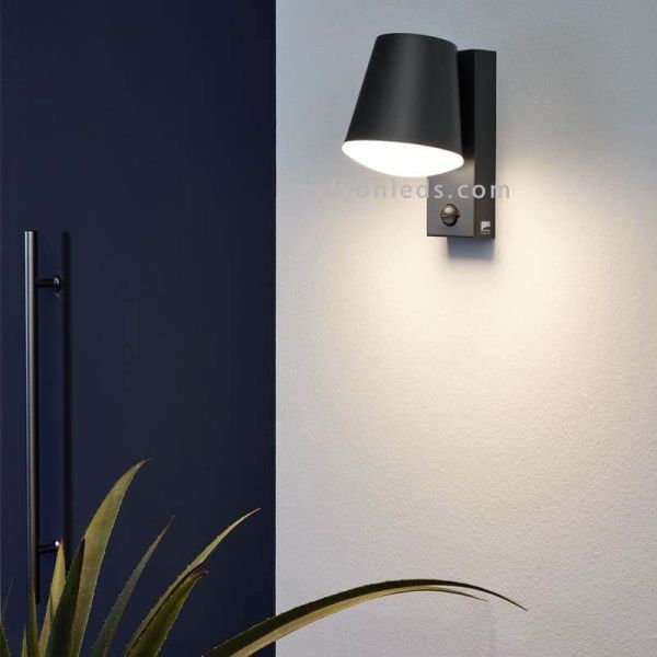 Aplique con sensor para exterior de acero IP44 Caldiero | LeónLeds Iluminación | lámpara con sensor movimiento antracita