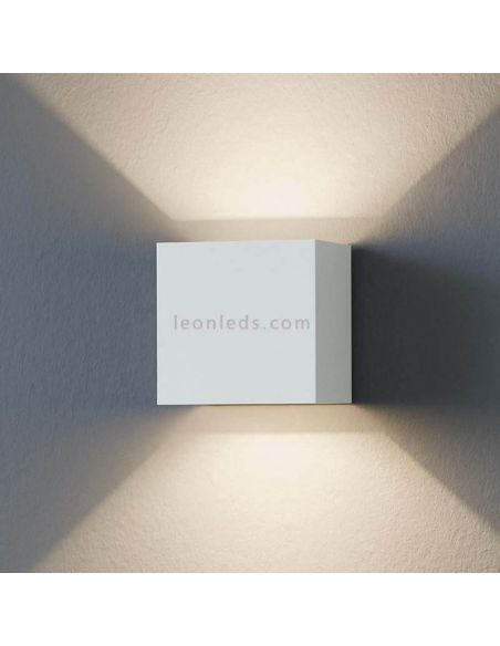 Aplique LED exterior cuadrado de aluminio IP54 Calpino | LeónLeds Iluminación | Lámpara de pared blanca haz de luz largo