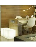 Mesa y asiento LED Cuby 32 exterior con 2 acabados luz fría  New Garden | LeónLeds Iluminación