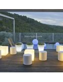 Mesa y asiento LED Cuby 32 exterior con 2 acabados recargable New Garden | LeónLeds Iluminación