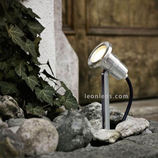 Lámpara de estaca plateada Nema para jardín IP54 exterior Eglo Iluminación | LeónLeds Iluminación