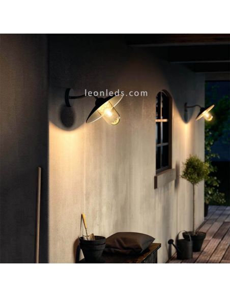 Aplique para ambientes de exterior de aluminio E27 IP44 Hammock Philips | LeonLeds Iluminación