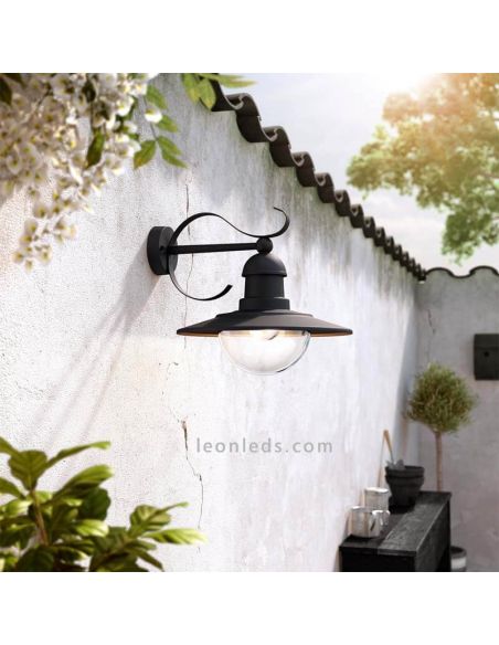Aplique exterior vintage E27 aluminio Topiary foto de ambiente Philips | LeonLeds Iluminación