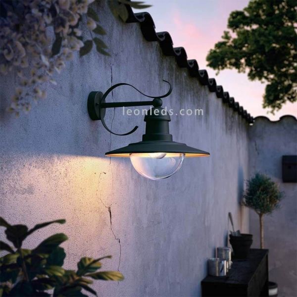 Aplique exterior estilo vintage E27 fabricado con aluminio color negro Topiary Philips | LeonLeds Iluminación