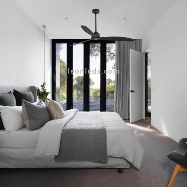 Ventilateur de plafond noir mat JustFan