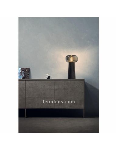 Lámpara de sobremesa interior color negro Faro foto de ambiente Mantra Iluminación | LeónLeds Iluminación