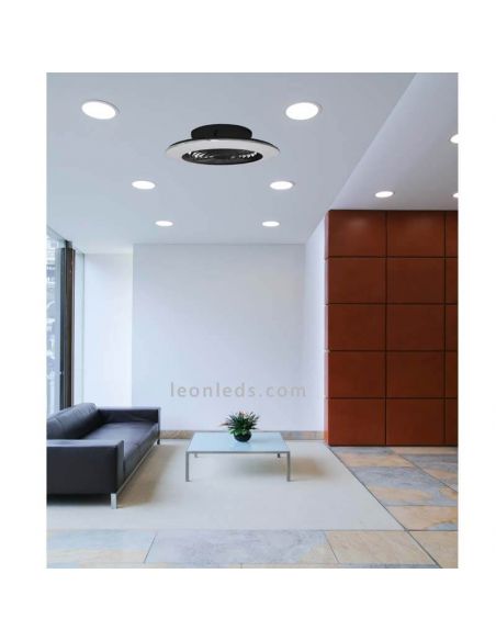 Ventilador de techo LED serie Alisio Mini negro 7495 foto de ambiente Mantra | LeonLeds