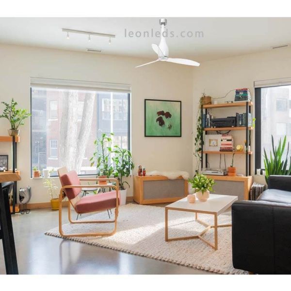 Ventilador de Techo Blanco Brillo Eterfan con motor DC foto de ambiente Faro Barcelona  | LeonLeds