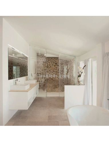 Applique murale LED Morne pour grand miroir de salle de bain 20W Mantra Iluminación | leonleds