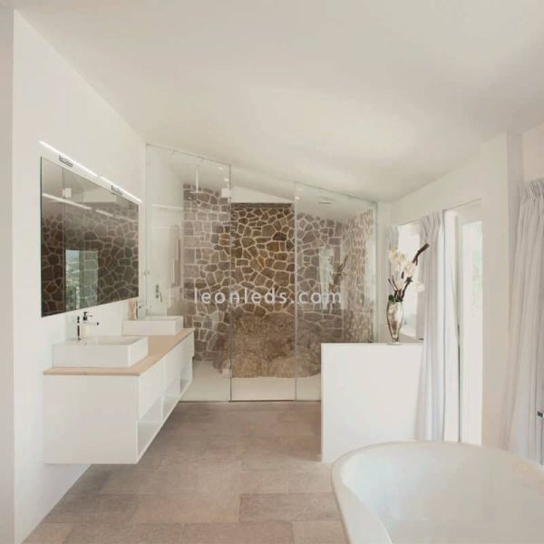 Applique murale LED Morne pour grand miroir de salle de bain 20W Mantra Iluminación | leonleds