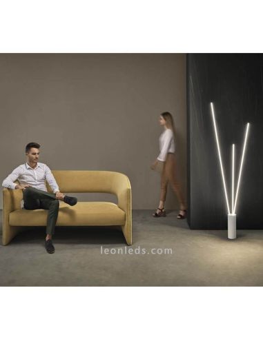Candeeiro de chão para interiores com 3 luzes LED brancas Vertical Mantra Iluminación | Leon Iluminação LED