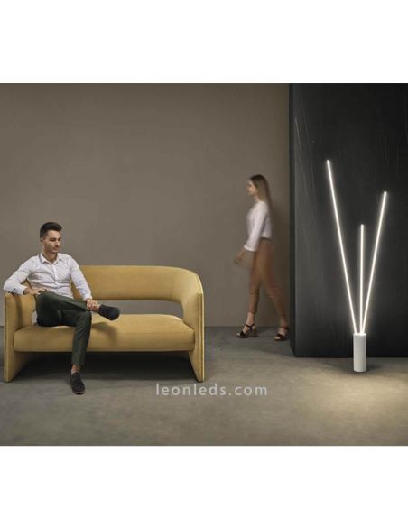 Lámpara de pie para zonas de interior 3 luces LED blanco Vertical Mantra Iluminación | LeonLeds Iluminación