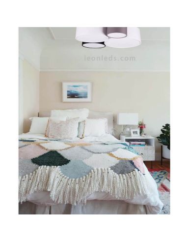 Plafón de techo textil serie Hotel de trio Lighitng foto de ambiente Leonleds Iluminación