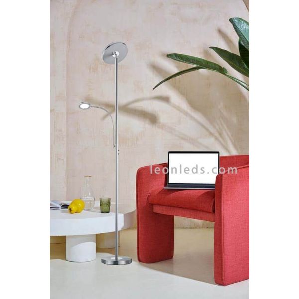 Lámpara de pie LED con lector serie Ackbar foto de ambiente | LeonLeds Iluminación