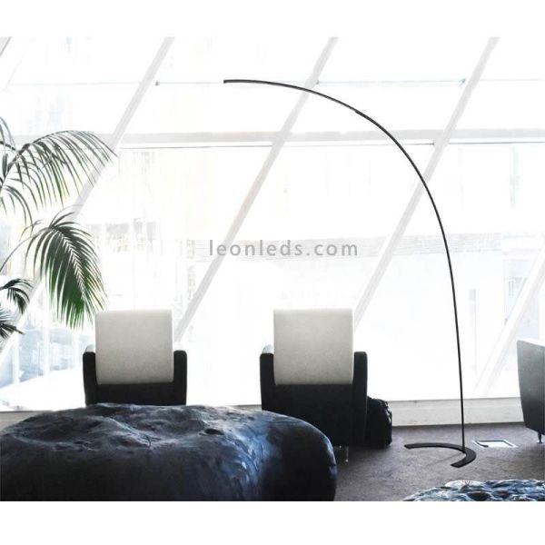 Lámpara de Pie LED negra de arco serie Shanghai foto de ambiente Trio Lighting | LeonLeds Lámparas de Pie LED
