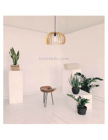 Lámpara colgante de madera Arce foto de ambiente | LeonLeds Iluminación