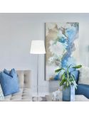 Lámpara de Pie Blanca serie Maldivas de foto de ambiente marca Fabrilamp | LeonLeds Iluminación