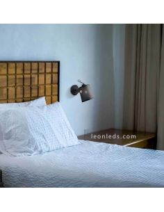 Aplique de Pared color Negra serie Nordico marca Mantra Iluminación Leonleds Iluminación 2