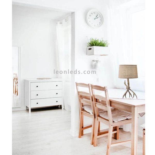 Lámpara Pie de Sobremesa Rústica Serie Sabina foto de ambiente marca Mantra | LeonLeds Iluminación