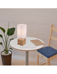 Lámpara de mesa de madera y blanac Woody Trio Lighting | LeonLeds 2