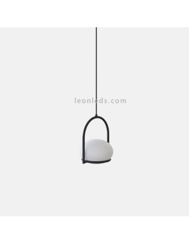 Lámpara colgante de metal con esfera moldeada blanca Coco E14 | LeónLeds Iluminación | Lámpara negra