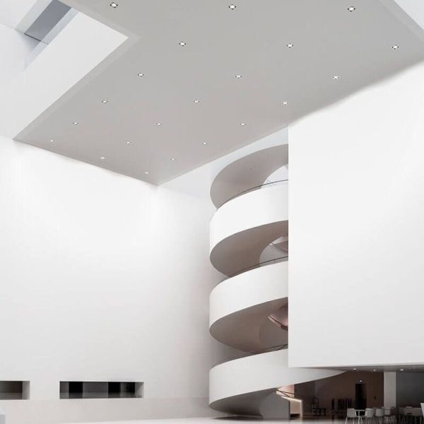 Foco LED Hubble de Arkoslight instalado en techo | LeónLeds