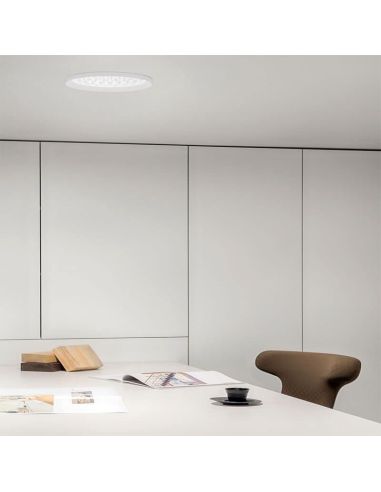 Downlight Stram Mini Prismatic 10W de Arkoslight en oficina | Leonleds