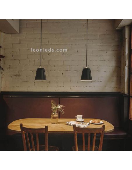 Lámpara de techo con forma campana estilo industrial Napa 1xE27 | LeónLeds Iluminación | color negro para comedor