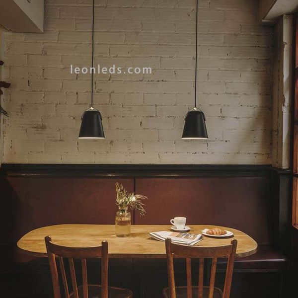 Lámpara de techo con forma campana estilo industrial Napa 1xE27 | LeónLeds Iluminación | color negro para comedor