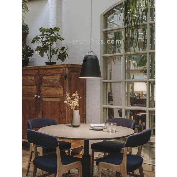 Lámpara de techo con forma campana estilo industrial Napa 1xE27 | LeónLeds Iluminación | color negro para bar