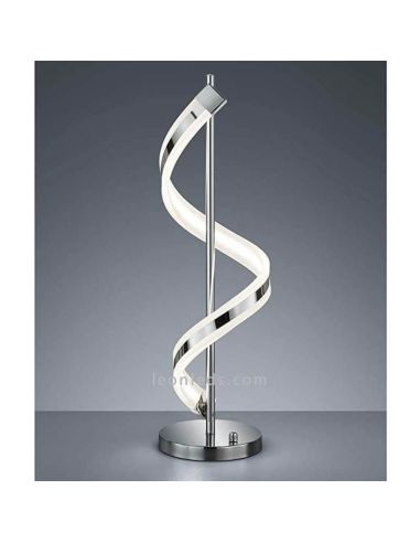 Lampe de table LED au design moderne en chrome, une photo d'ambiance | Éclairage LeonLeds